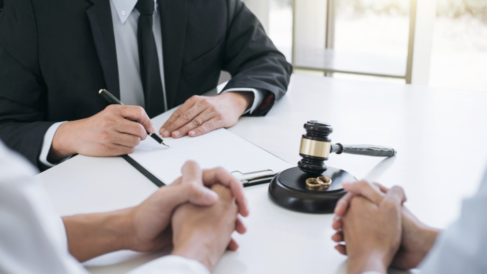 How Are Personal Injury Settlements Divided in a Divorce?
