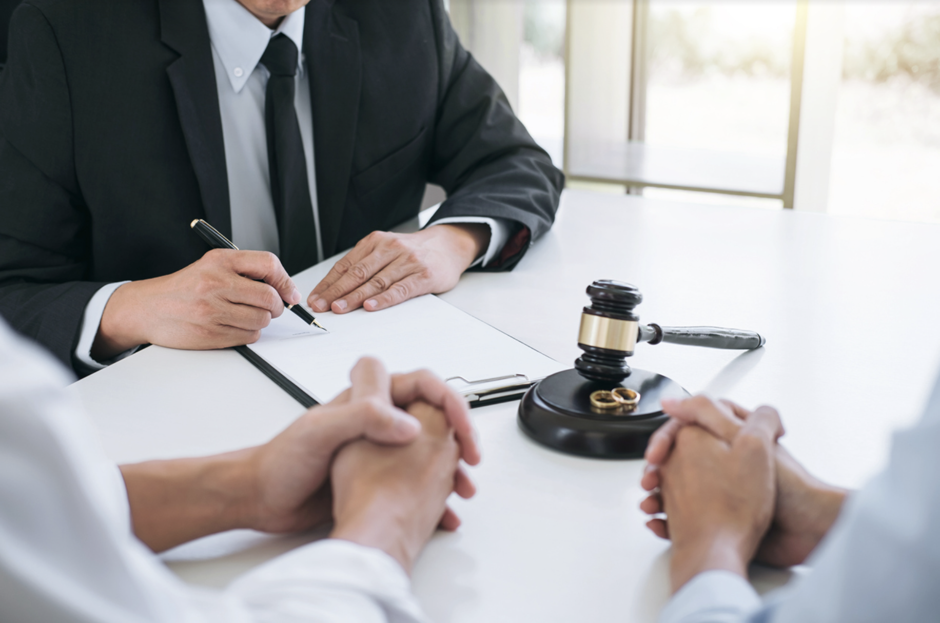 How Are Personal Injury Settlements Divided in a Divorce?